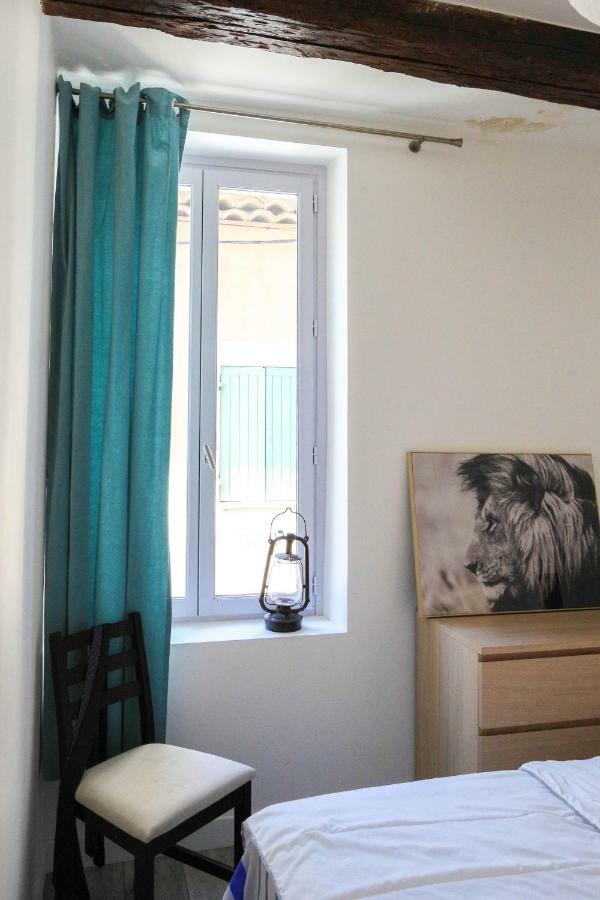 Apartamento ROGERIO en PLEIN CENTRE DE L'ISLE SUR SORGUE Exterior foto